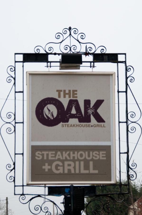 Oak Inn Upton Snodsbury Kültér fotó
